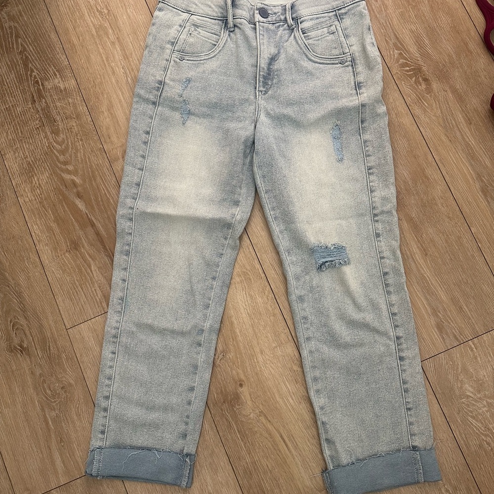 Stylish Light Blue Distressed Women Jeans